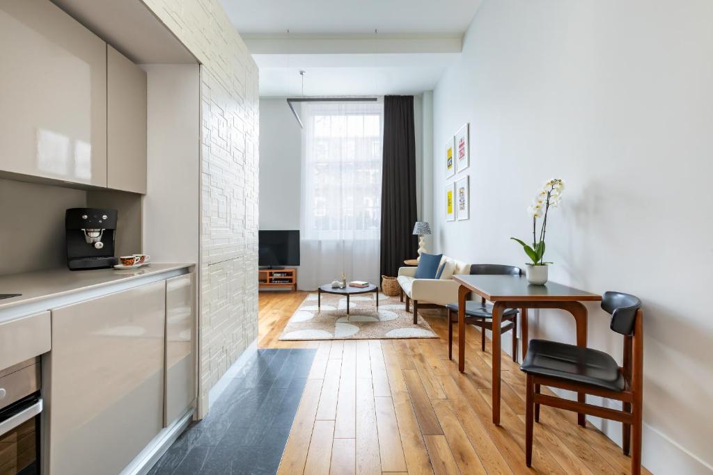 Kitchen, Town Hall Hotel in London