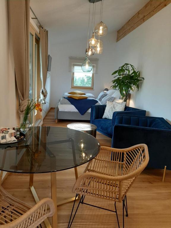 Studio mit großer Loggia - 3