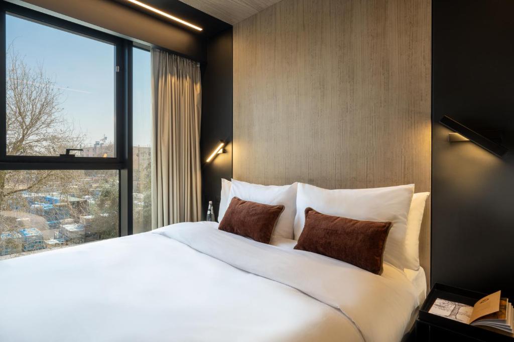 master Bat Yam, Bat Jam