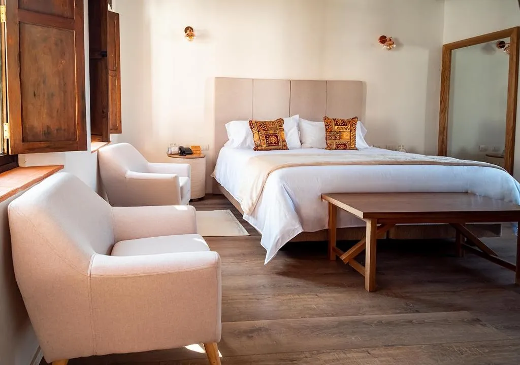 Hotel Casa Alcestre，位于莱瓦镇的酒店