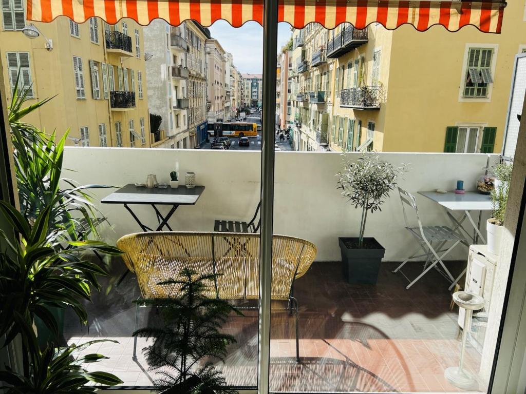 John Homestay Room in Nice - 2
