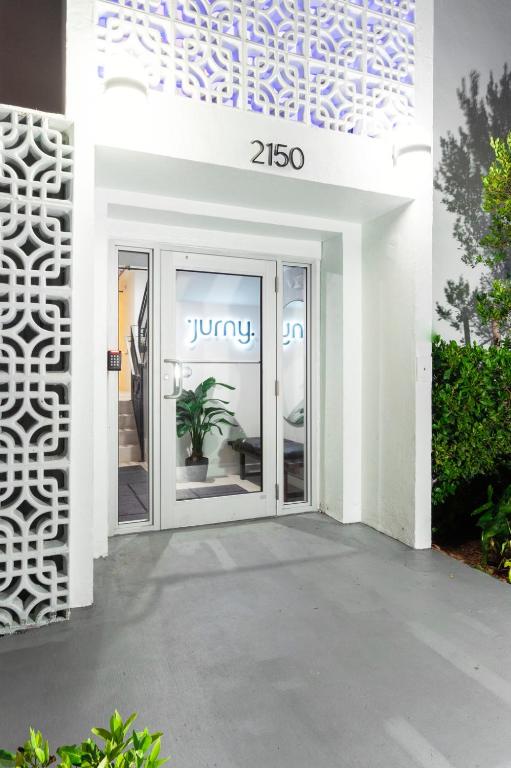 Park Ave Miami Beach photo