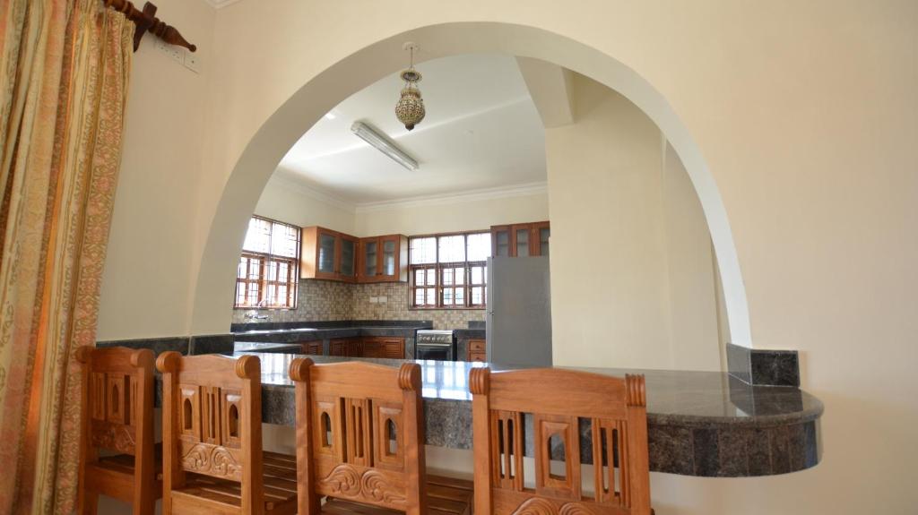 Diani Pearl Luxury Apartments キッチン