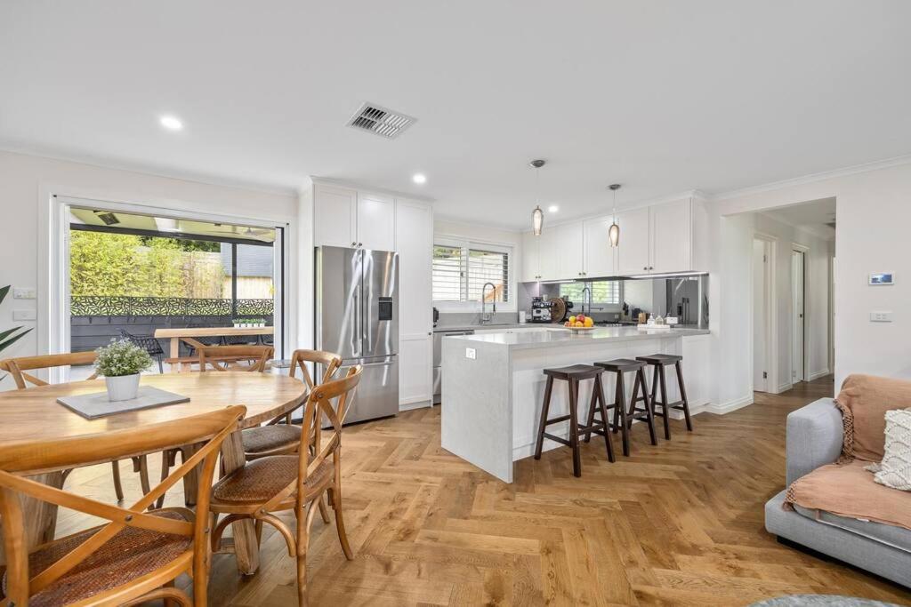 Secret Getaway@Capel Sound, Capel Sound