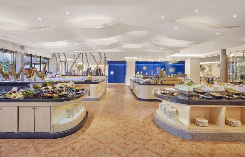 Restaurant, Caesar Park Hotel Kenting in Kenting