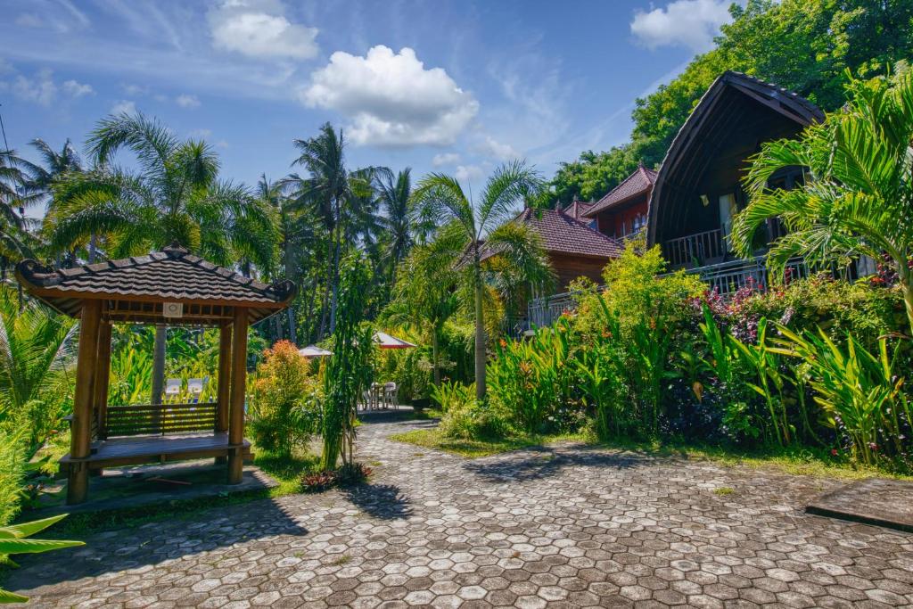 Coconut Hill Cottage photo