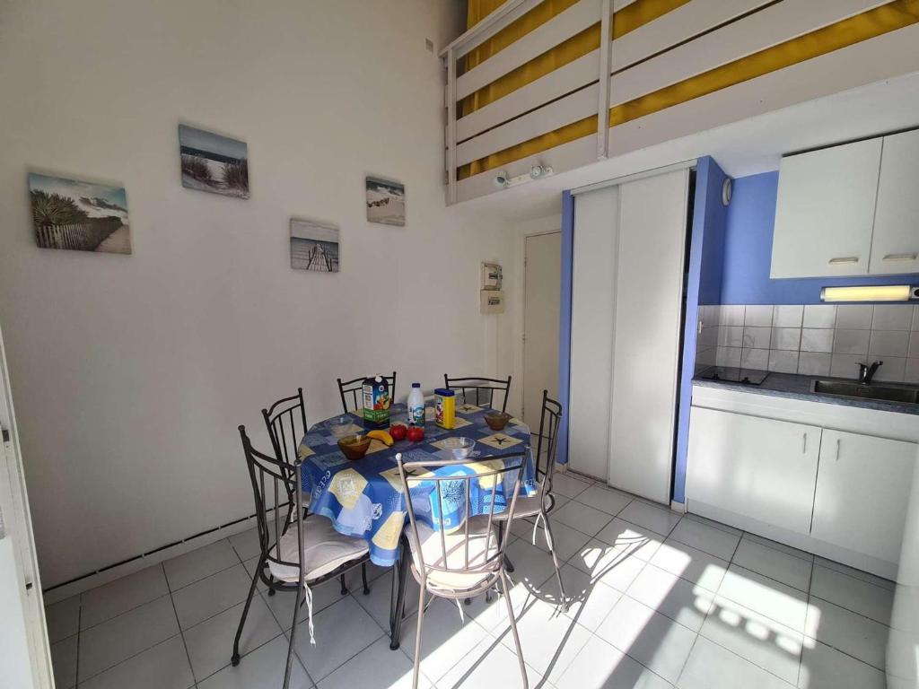 Maison 2 pièces avec mezzanine, à 400m de la plage, parking, jardin privé, 6 couchages - Saint-Hilaire-de-Riez - FR-1-224C-218 - 3