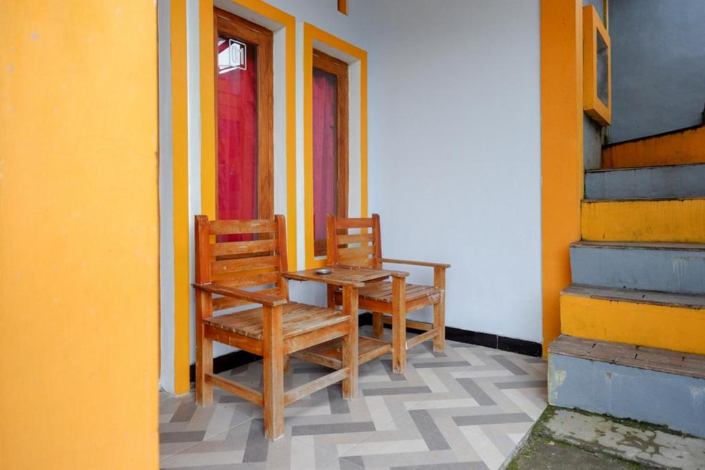 RedDoorz near Candi Cetho Karanganyar photo