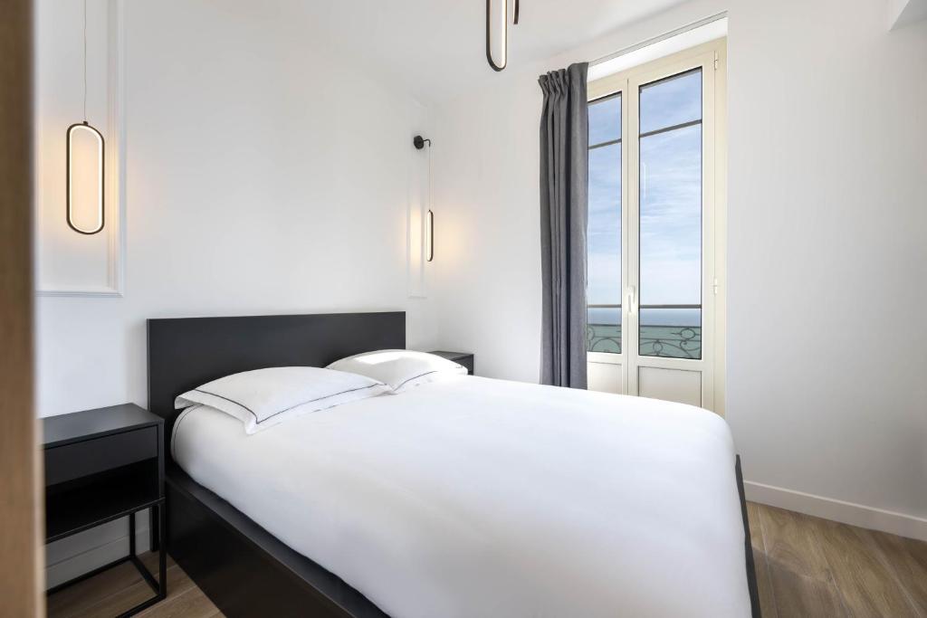 MONACO SEA VIEW APARTMENTS - 4