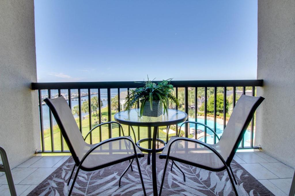 Pirates Bay A402, Fort Walton Beach