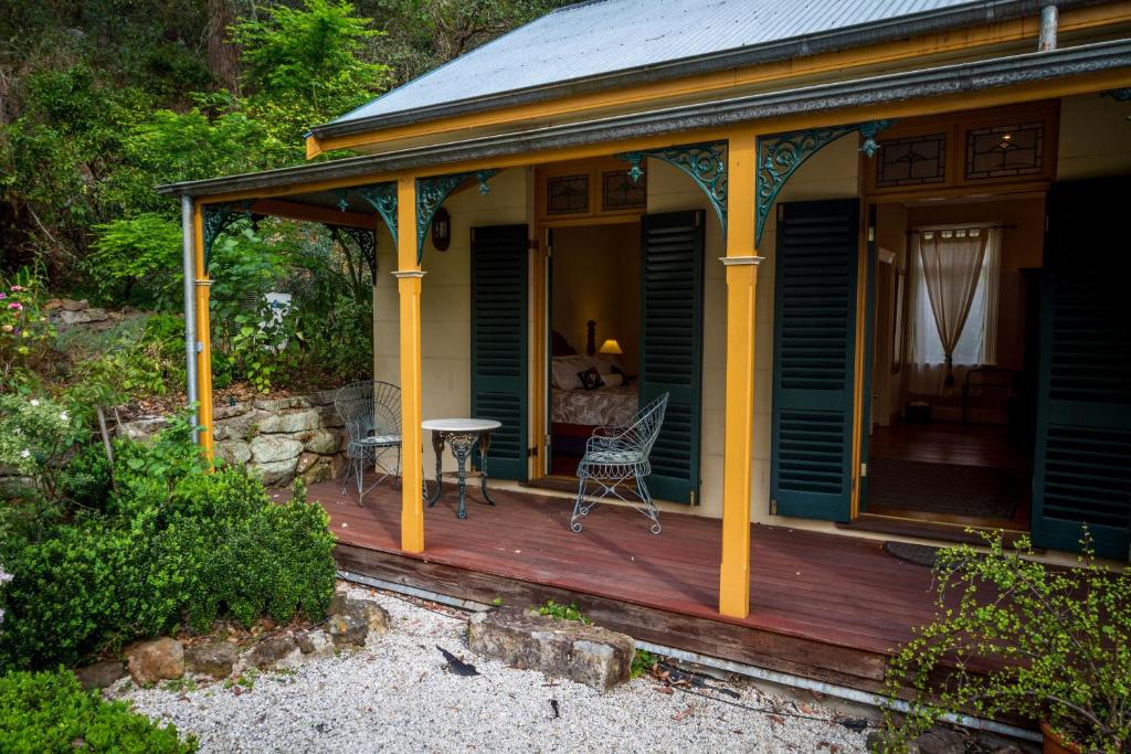 Tizzana Winery Bed and Breakfast photo