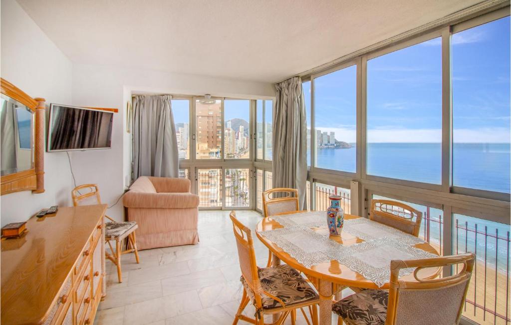 2 Bedroom Lovely Apartment In Benidorm - 1