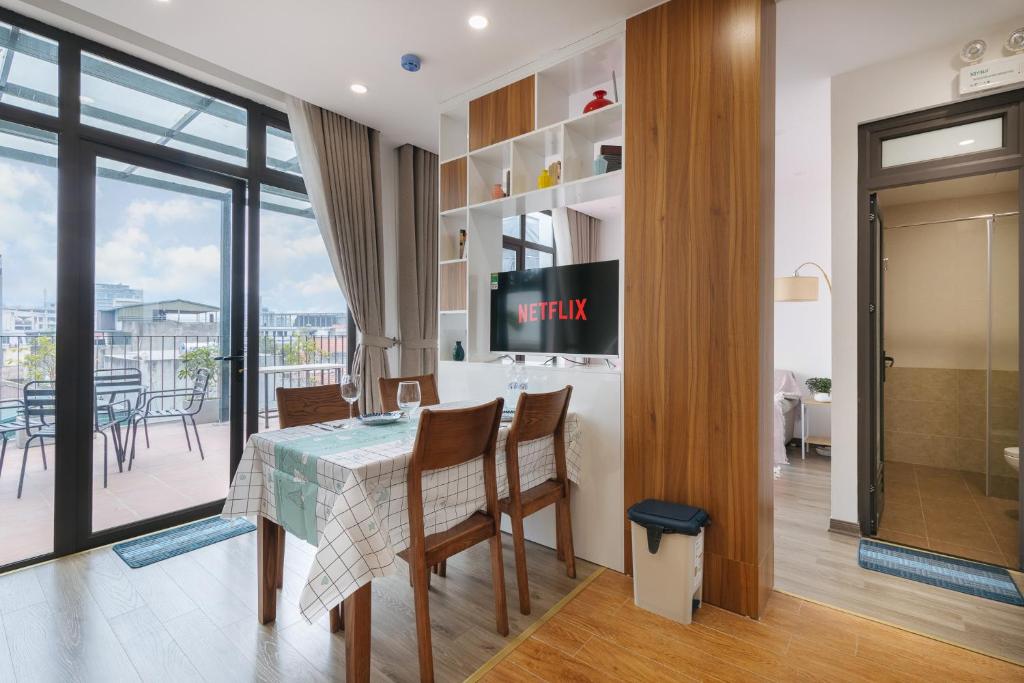 LUCK APART 9 &#8211; Hanoi WestLake Balcony Apartment