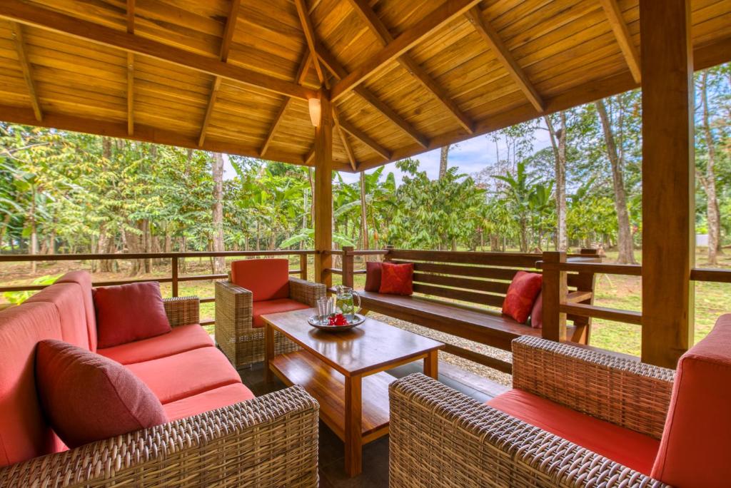 Casa Corazón - A Wave from It All, Puerto Viejo