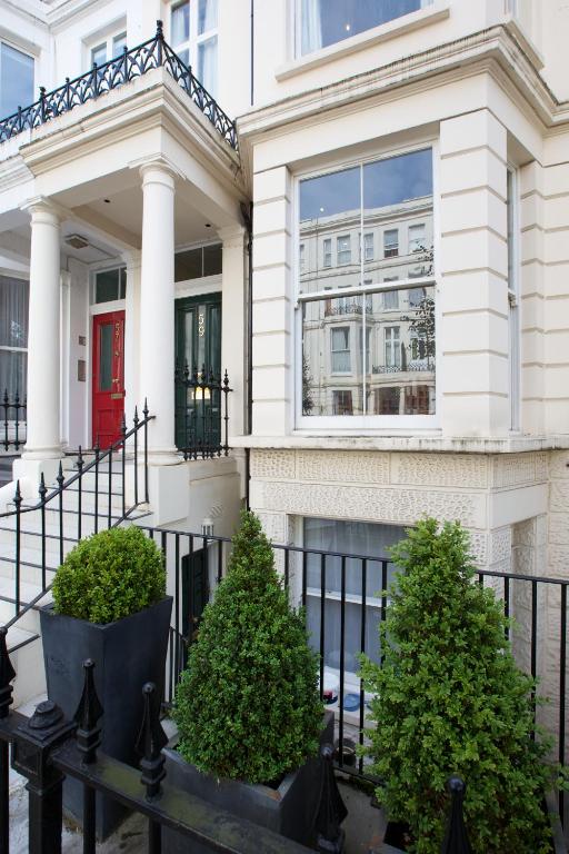 Longridge Road Apartments By Viridian Apartments photo