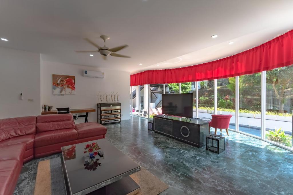 Facilities, Villa Nap Dau Phuket 10 BR  Chalong  Phuket /Private Chef available in Phuket