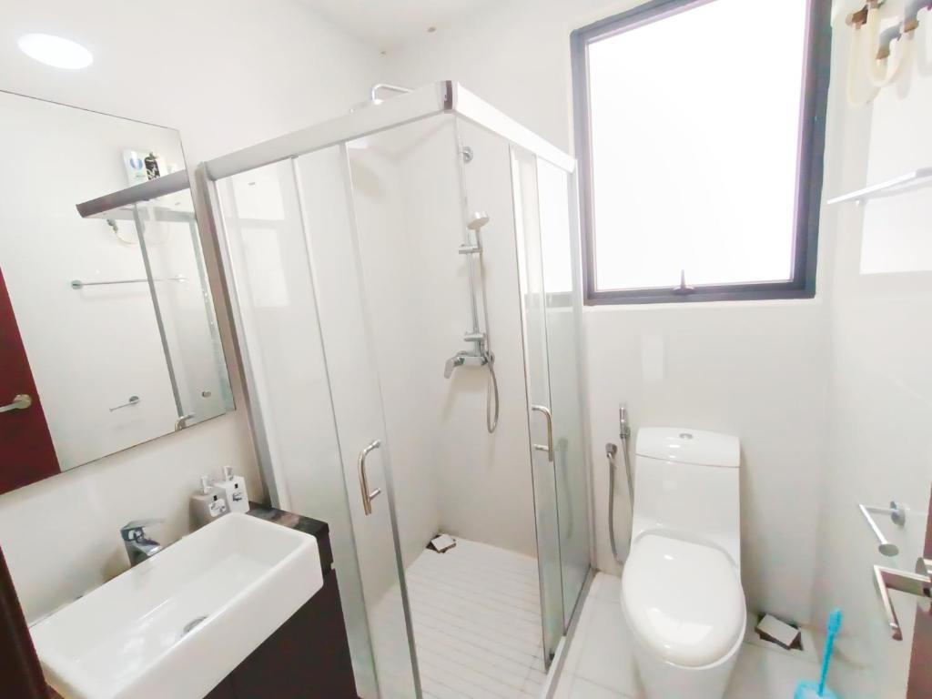 Danga Suite full Sea View, 7 min to CIQ,3BR 8 PAX, Royal stand, By Hint photo