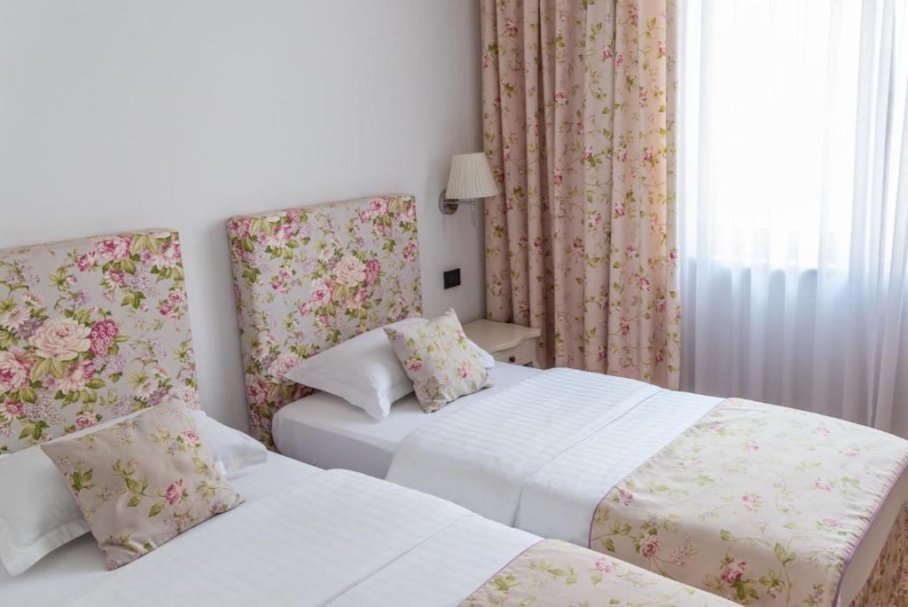 Standard Double/Twin Room