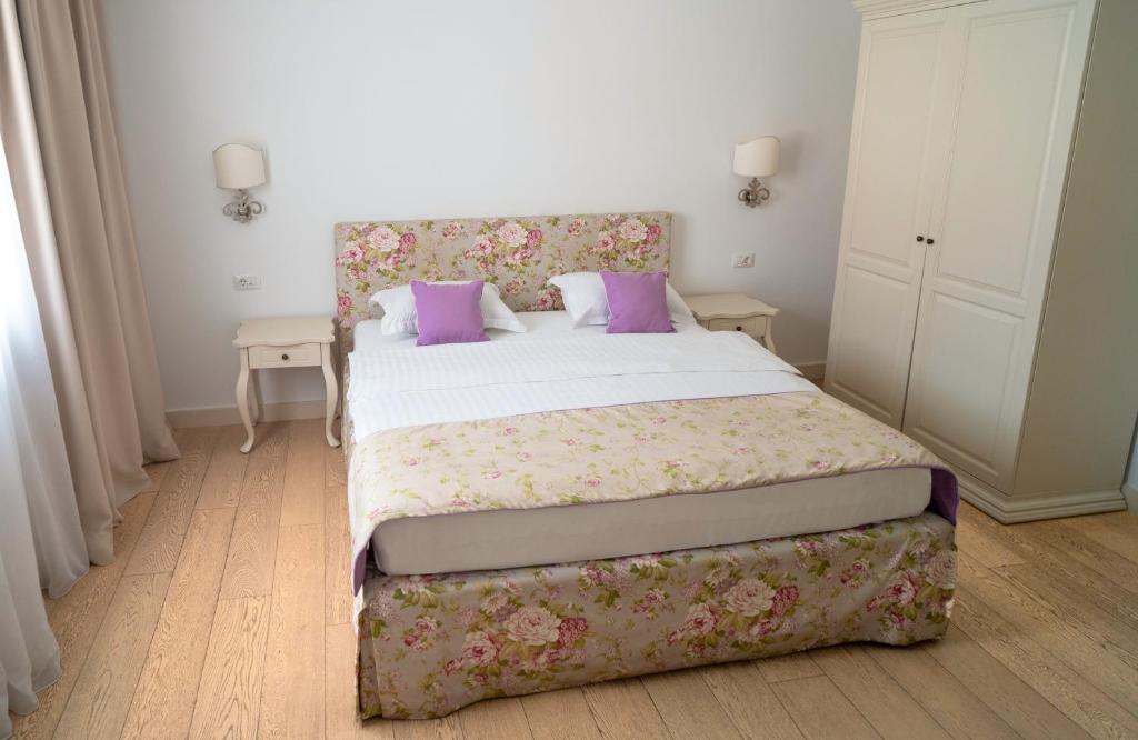 Standard Double/Twin Room