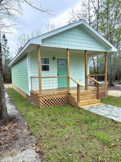 La JoEllen at Blackwater Getaway, Bradley