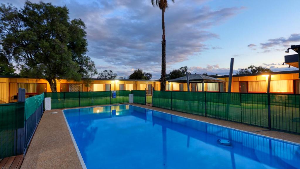 Cootamundra Gardens Motel photo