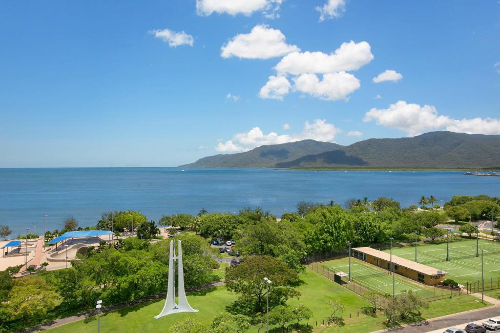 Cairns Ocean View Apartment photo