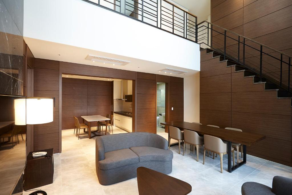 2. 평창 더 화이트..