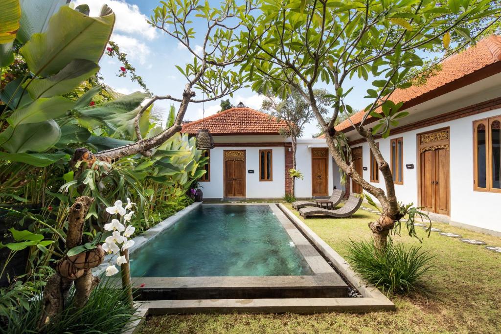 Bijia Villa 3BR w Private Pool - Peaceful Quiet Luxury Villa - Near Monkey Forest photo