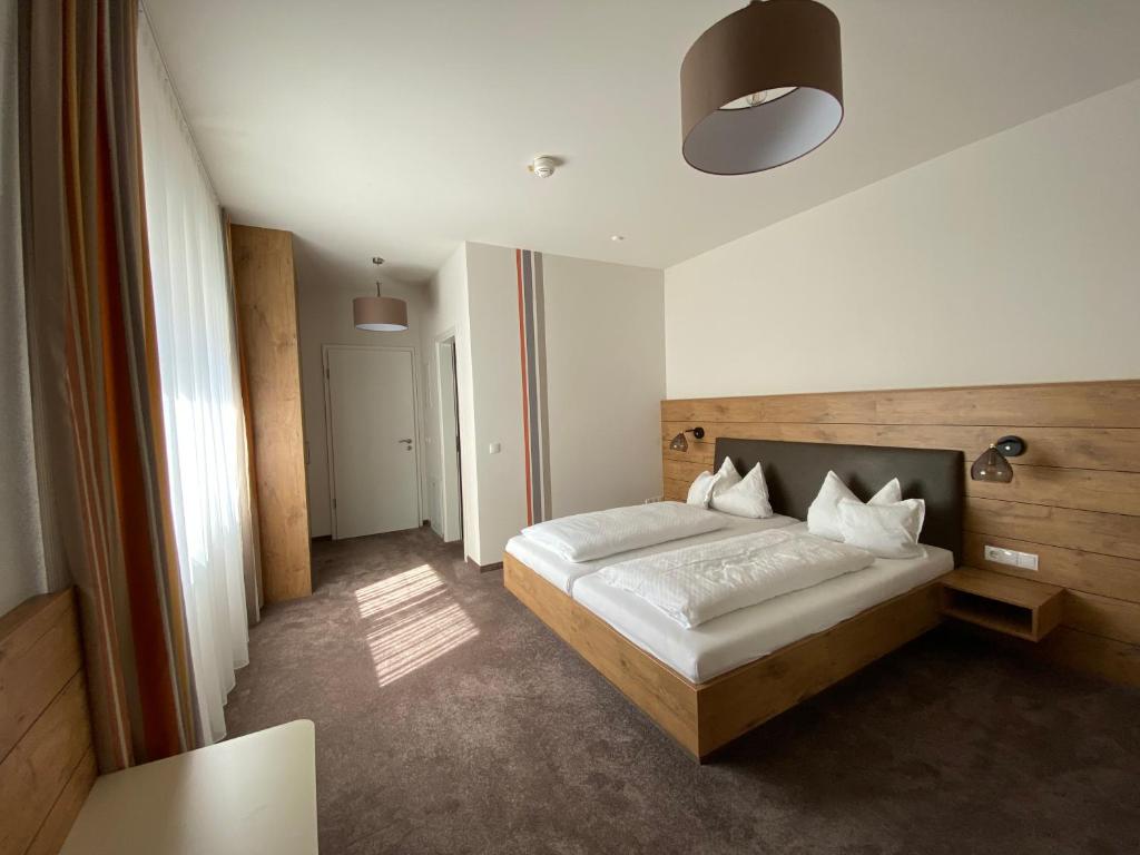 Hotel-Pension Scharl am Maibaum photo