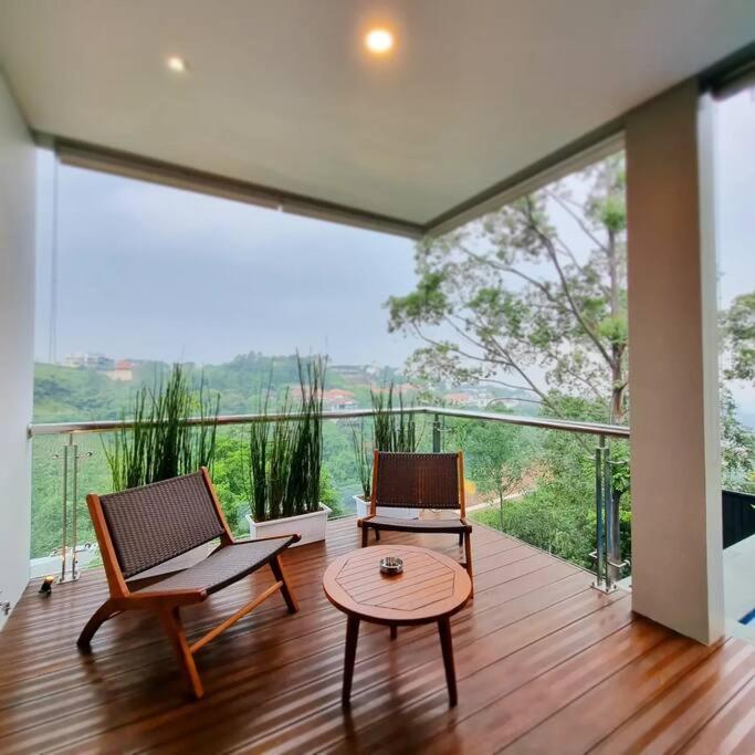 Villa Daun at Dago Village Villa Daun at Dago Village