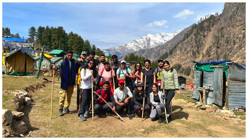 Kheerganga Hike Camps photo