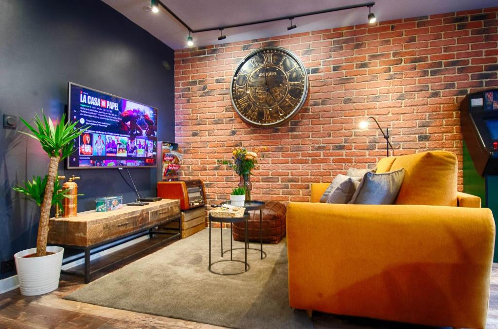 Le Mans Factory - Parking Gratuit - Proche Hypercentre, Le Mans