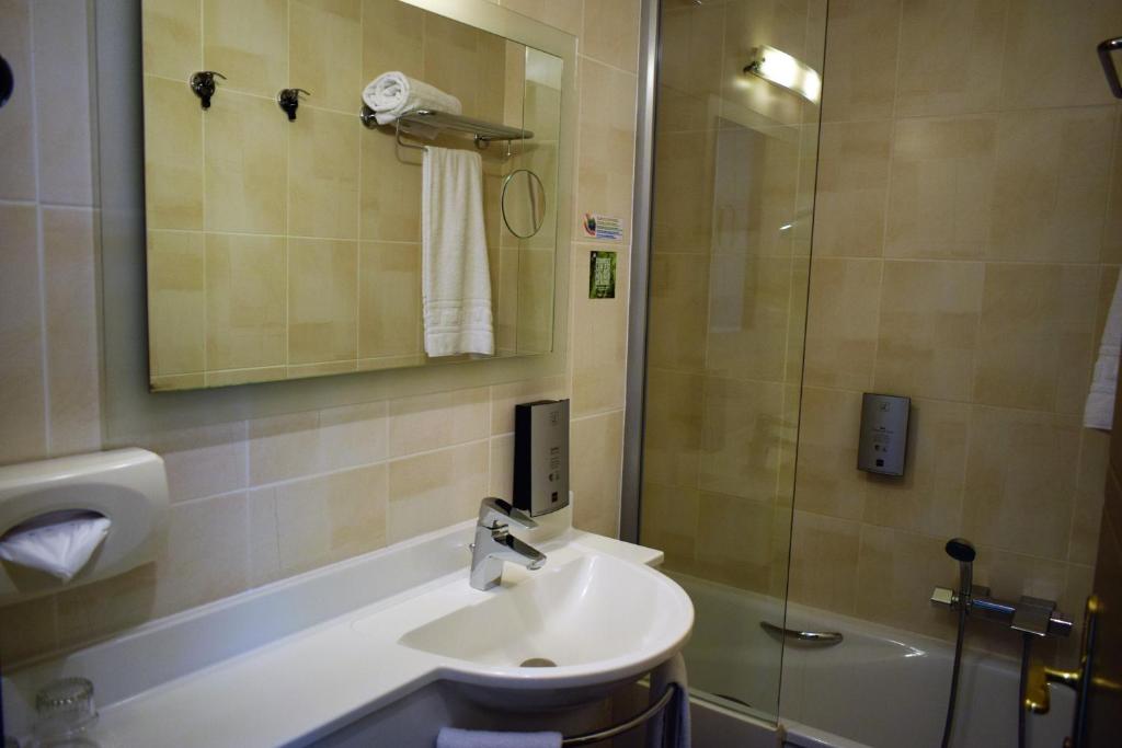 Logis Hotel La Fauceille photo