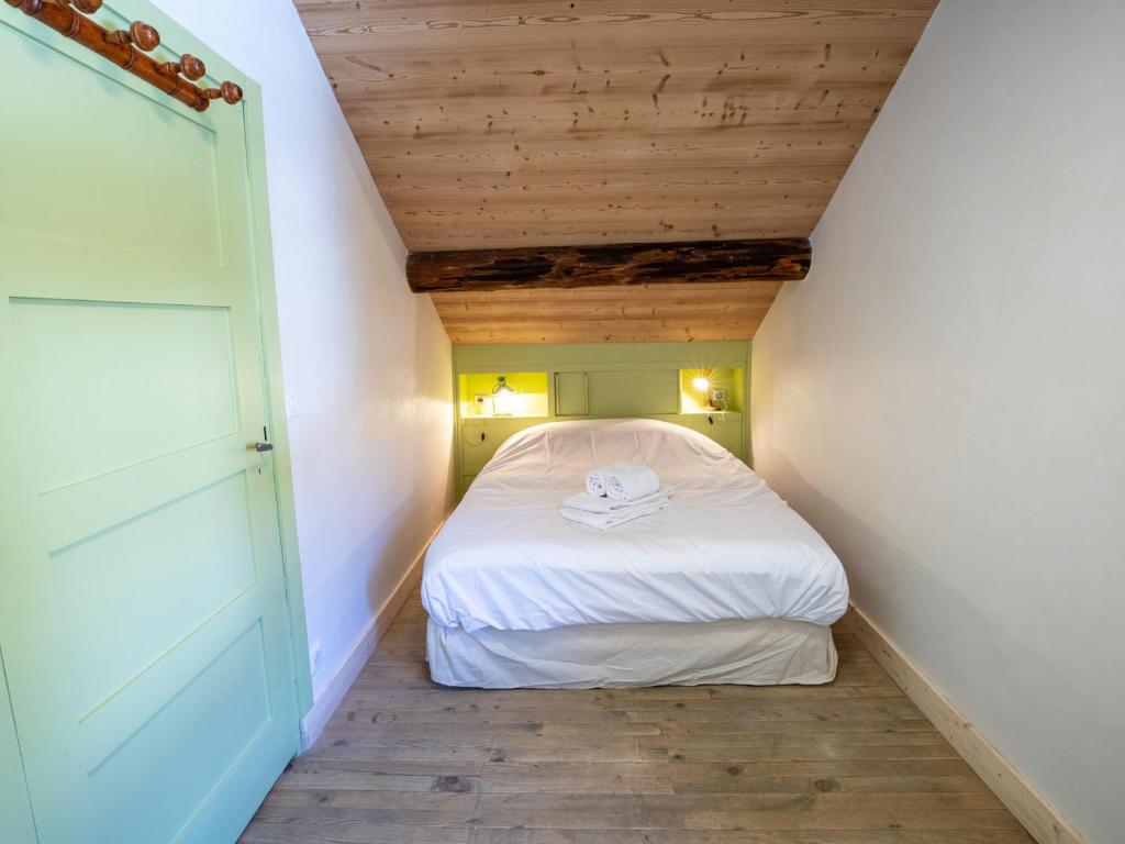 Chalet spacieux à Méribel avec terrasse ensoleillée et cheminée - 3