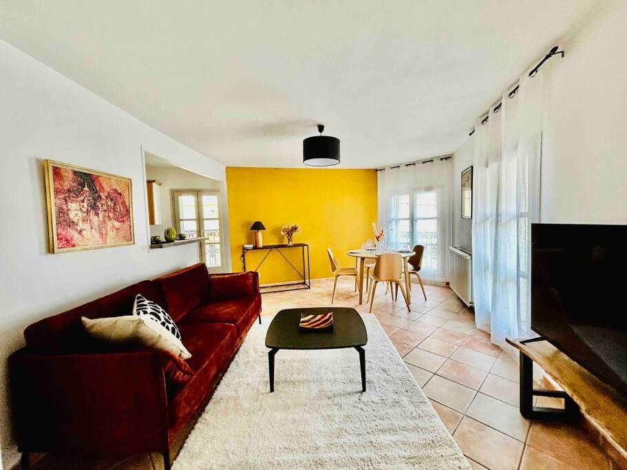 Le Sébastopol -Très Bel appartement en plein centre de Beziers-Wifi - 1