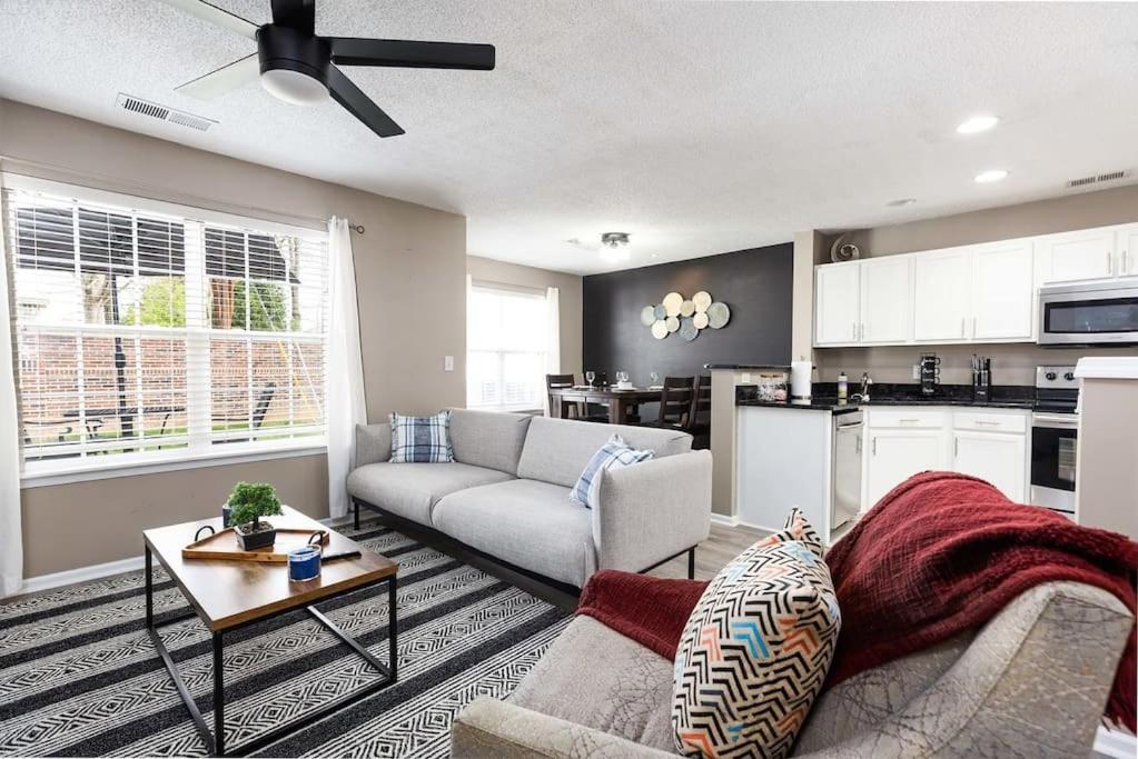 Ballantyne Charming town home