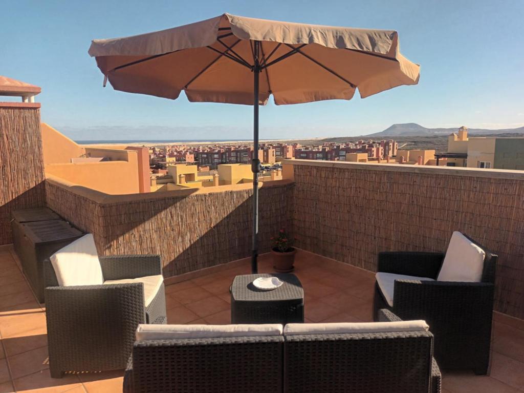 Brisas Fuerteventura: optic fiber,solarium,BBQ - 1
