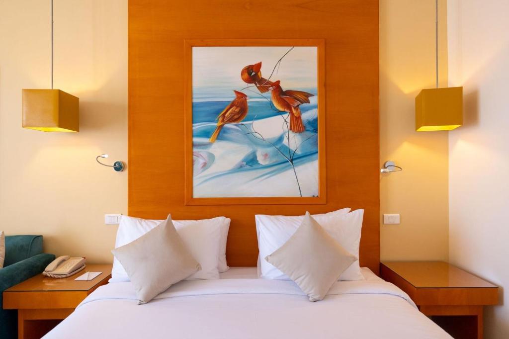 Parrotel Beach Resort photo