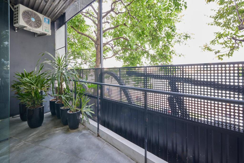 The Garden Capsule Hotel photo