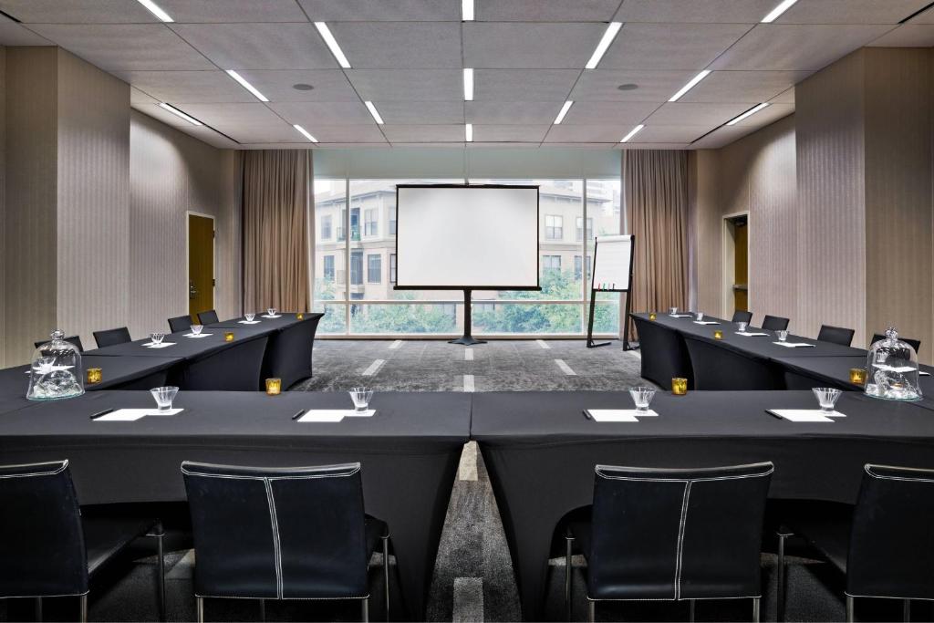 Meeting room / ballrooms