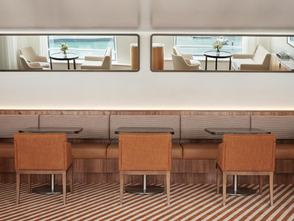 Pub/Lounge