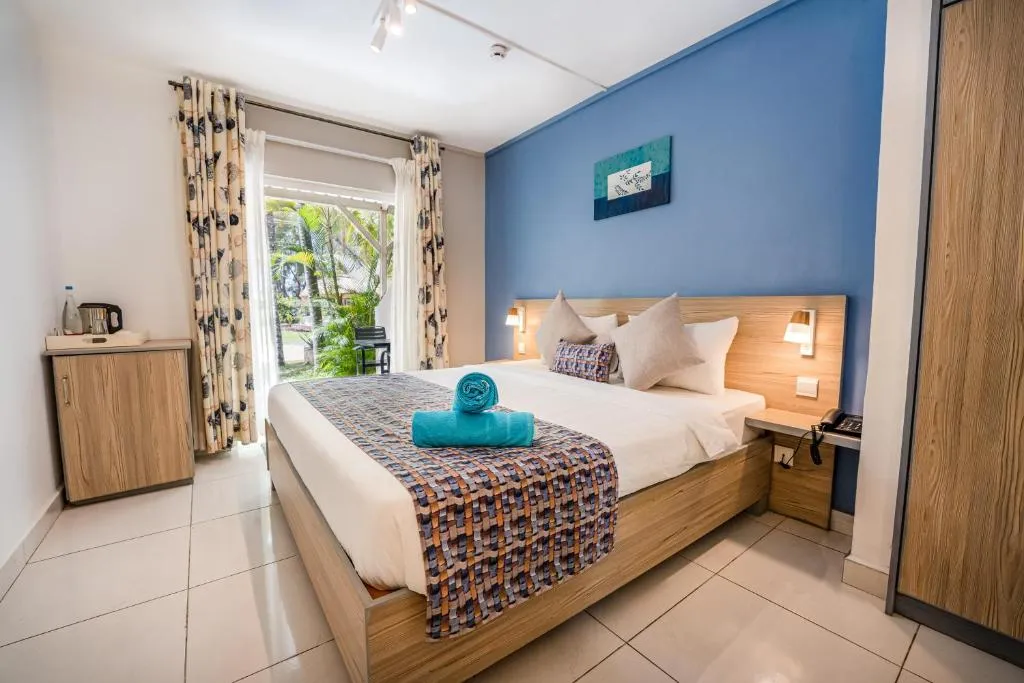 Le Grand Bleu Hotel, hotel v destinaci Trou aux Biches