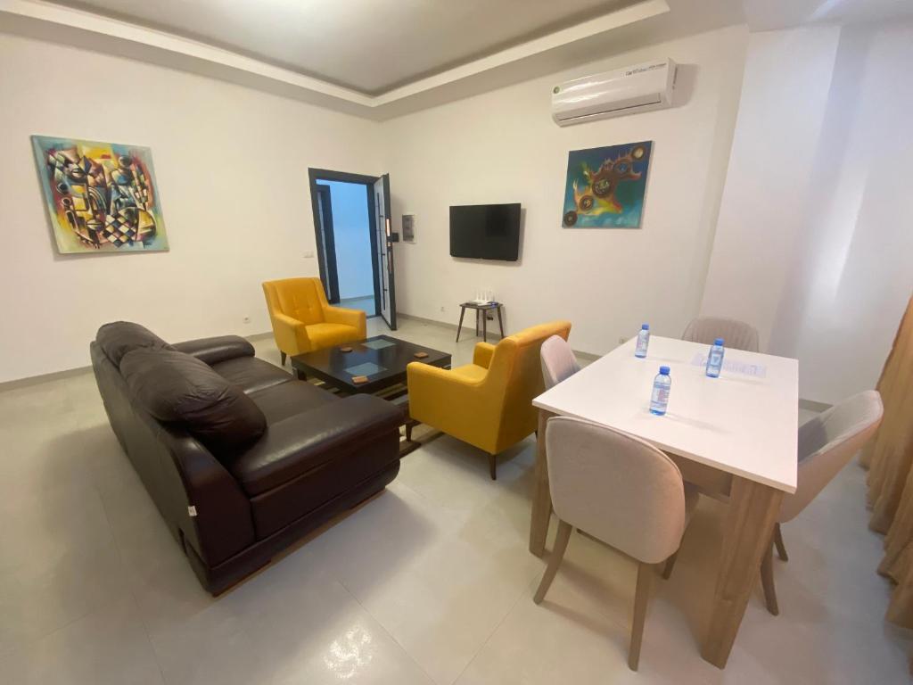 Apt De Luxe Gallo 2 - Mamelles Dakar, Dakar