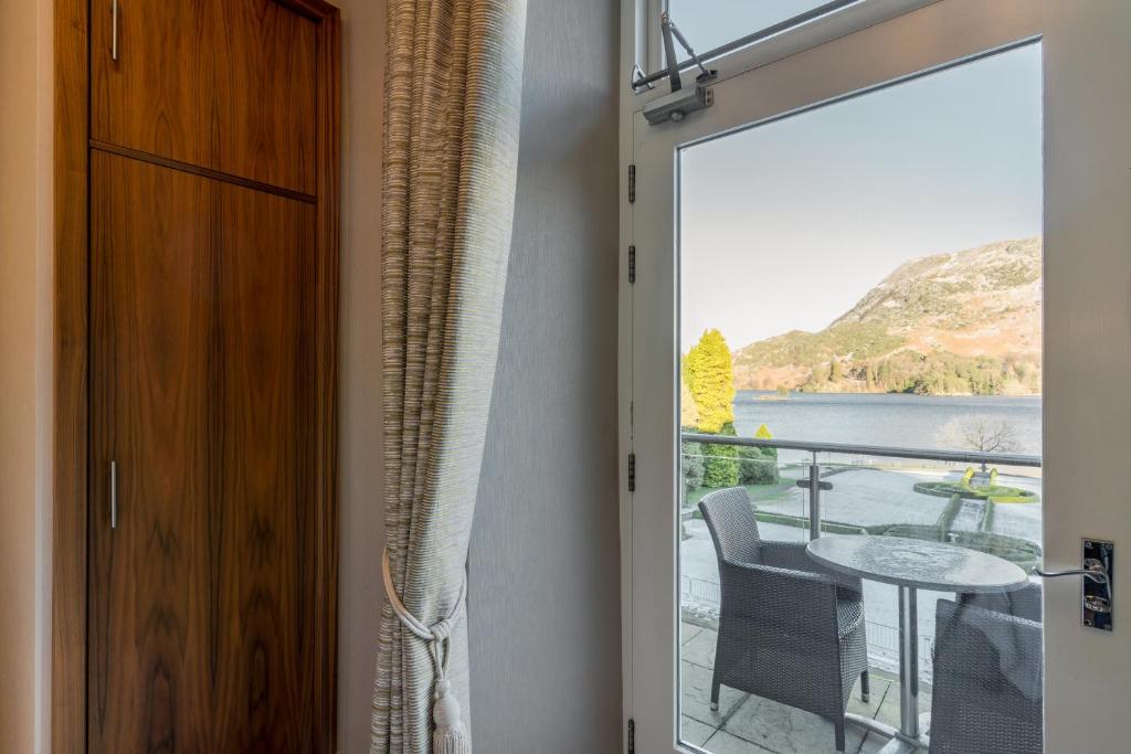 The Inn On The Lake photo