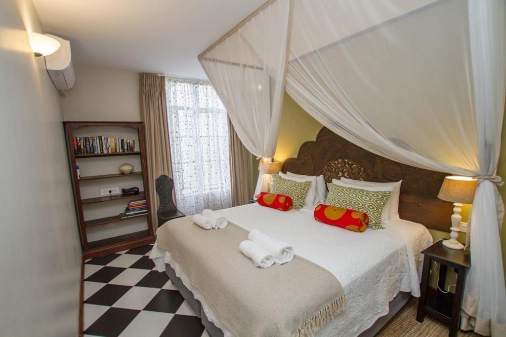 528 Victoria Falls Guest House photo