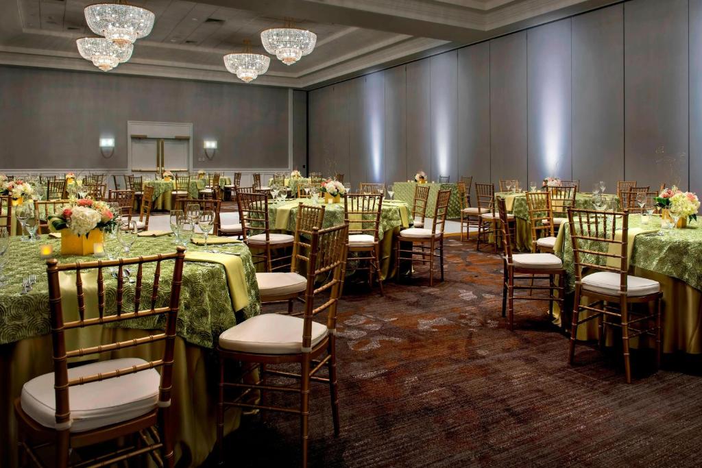 Marriott Boston Quincy photo