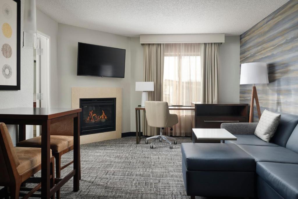 Residence Inn Grand Rapids Airport photo