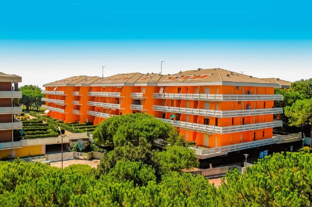 Landora - 2
