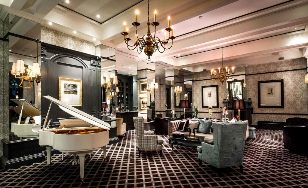 Lobby, 54 on Bath, Johannesburg Rosebank in Johannesburg