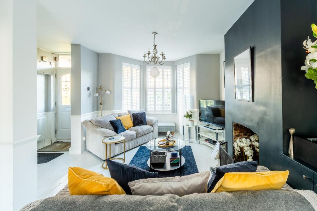 Pass the Keys Stunning House in Walthamstow